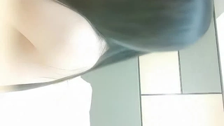 jk女生被恶狠狠插入下体