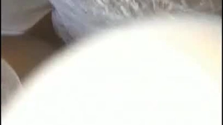 邻居来串门粗大鸡巴强行插入骚穴狠狠的疯狂抽插